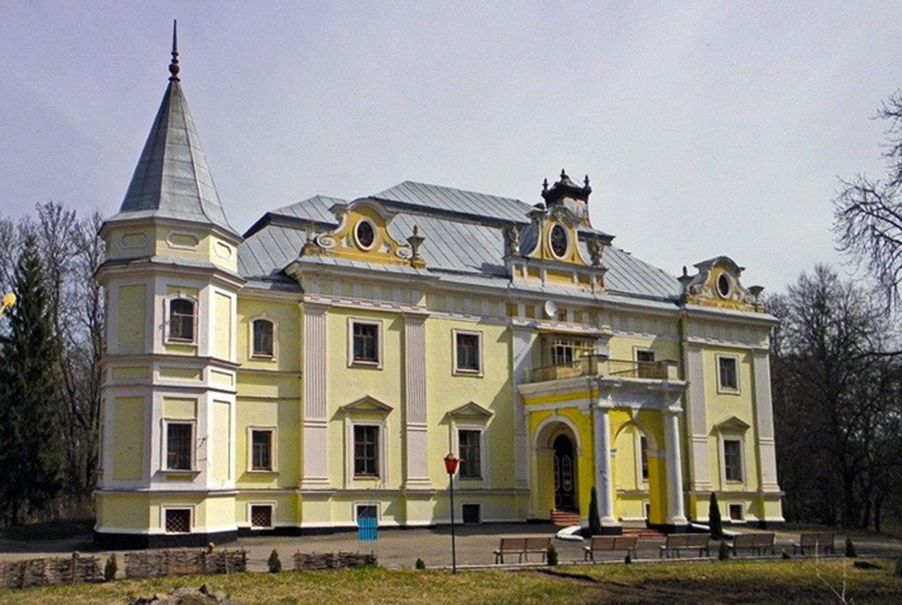 Pałac Witolda i Henryka Sobańskich w Wierzchówce. Źródło: andy-travel.com.ua