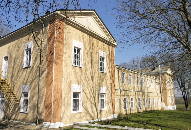 Były pałac Brzozowskich w Żabokryczu. Źródło: http://andy-travel.com.ua