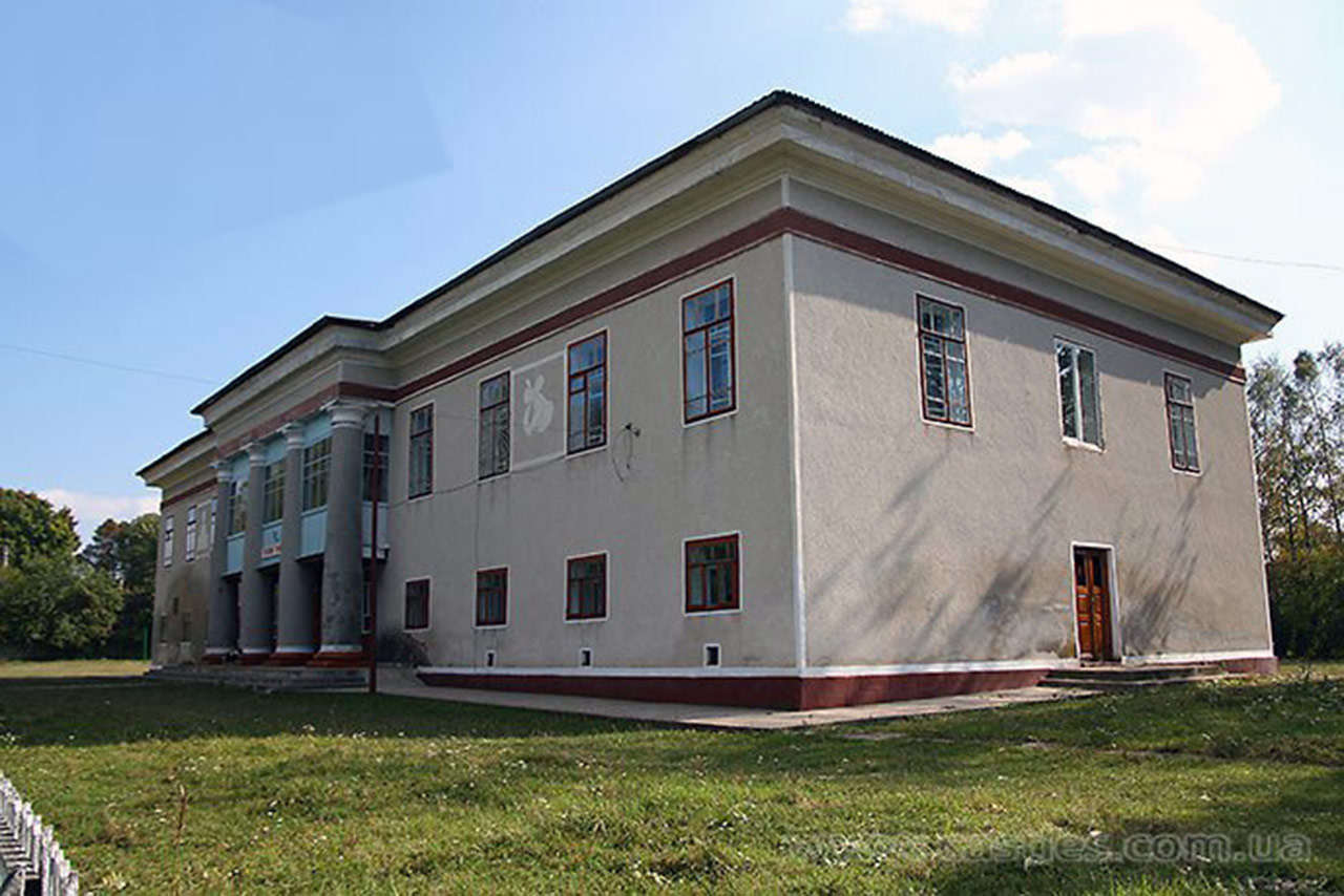 Pałac Czerwińskich w Iwachnowcach. Źródło: castles.com.ua