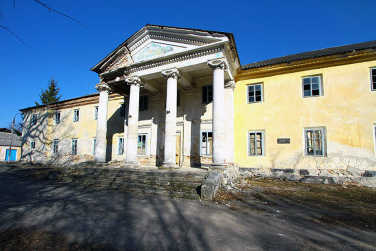 Pałac Raciborowskich w Łysowodach. Źródło: iloveukraine.com.ua 