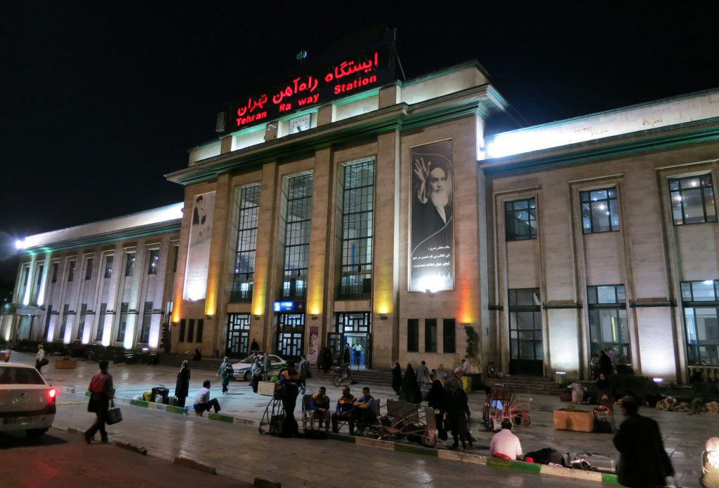 Dworzec kolejowy w Teheranie