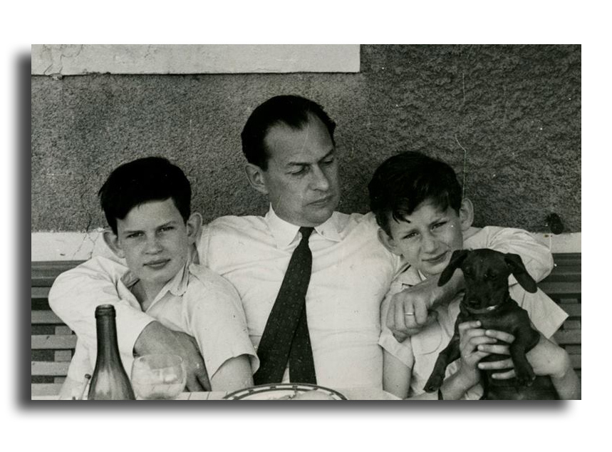 Andrzej Grocholski z synami - ze zbiorów rodzinnych rodziny Grocholskich